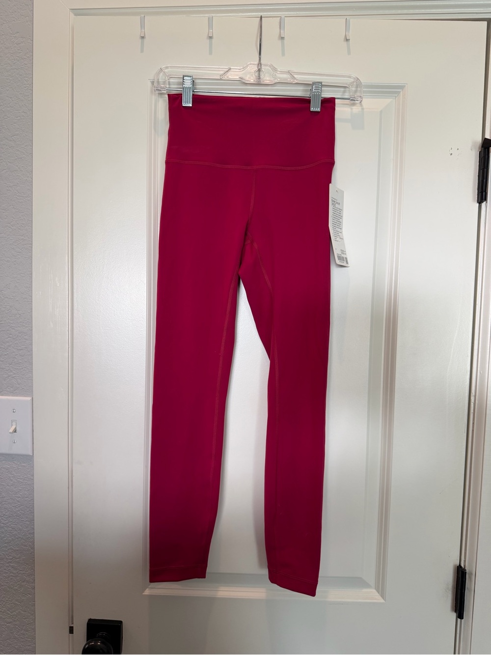 Lululemon Wunder Train HR Tight 25” Berry Rumble Size 4 NWT